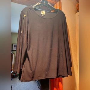 Long sleeve black top
